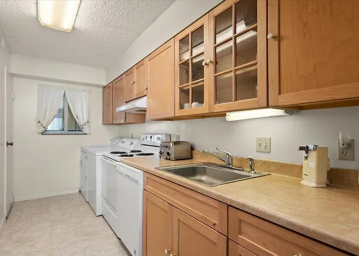 2 Bedroom Direct Ocean Front With Heated Indoor Pool! Ferienhaus